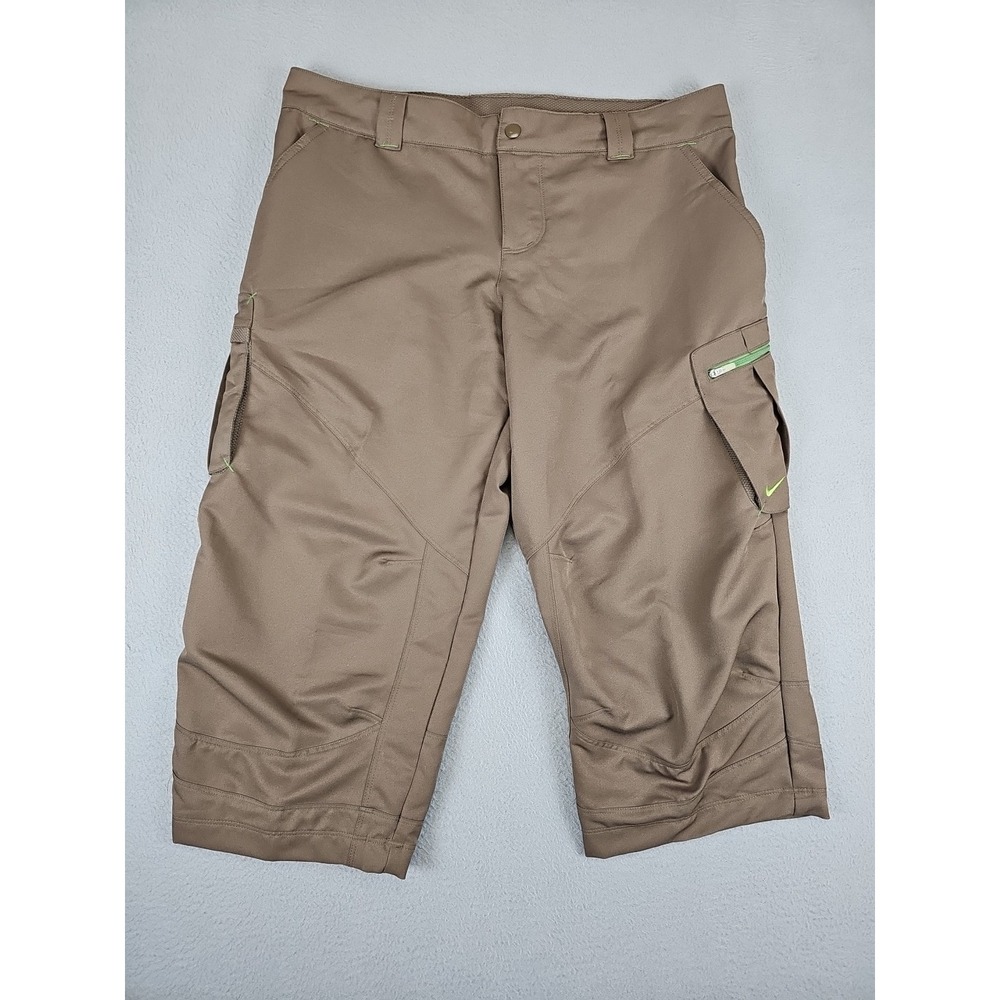 Nike Fit Dry Women's Medium Cargo Capri Pants Brown Lightweight‎ Performance